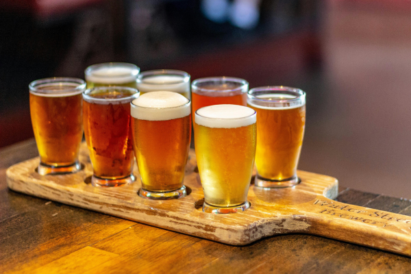 Os Copos Mais Estranhos (e Funcionais) para Beber Cerveja Artesanal